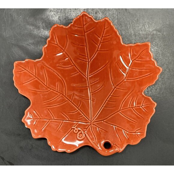 2 BARBARA EIGEN WILLIAMS-SONOMA AUTUMN HARVEST Red Yellow Salad Leaf Plates - Picture 3 of 12
